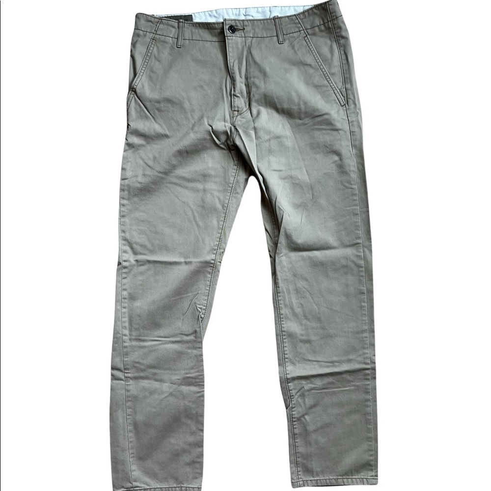 Levi Strauss & Co. | men chino pants